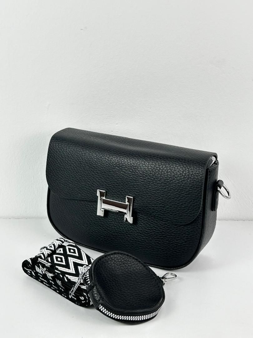 SAC26A002