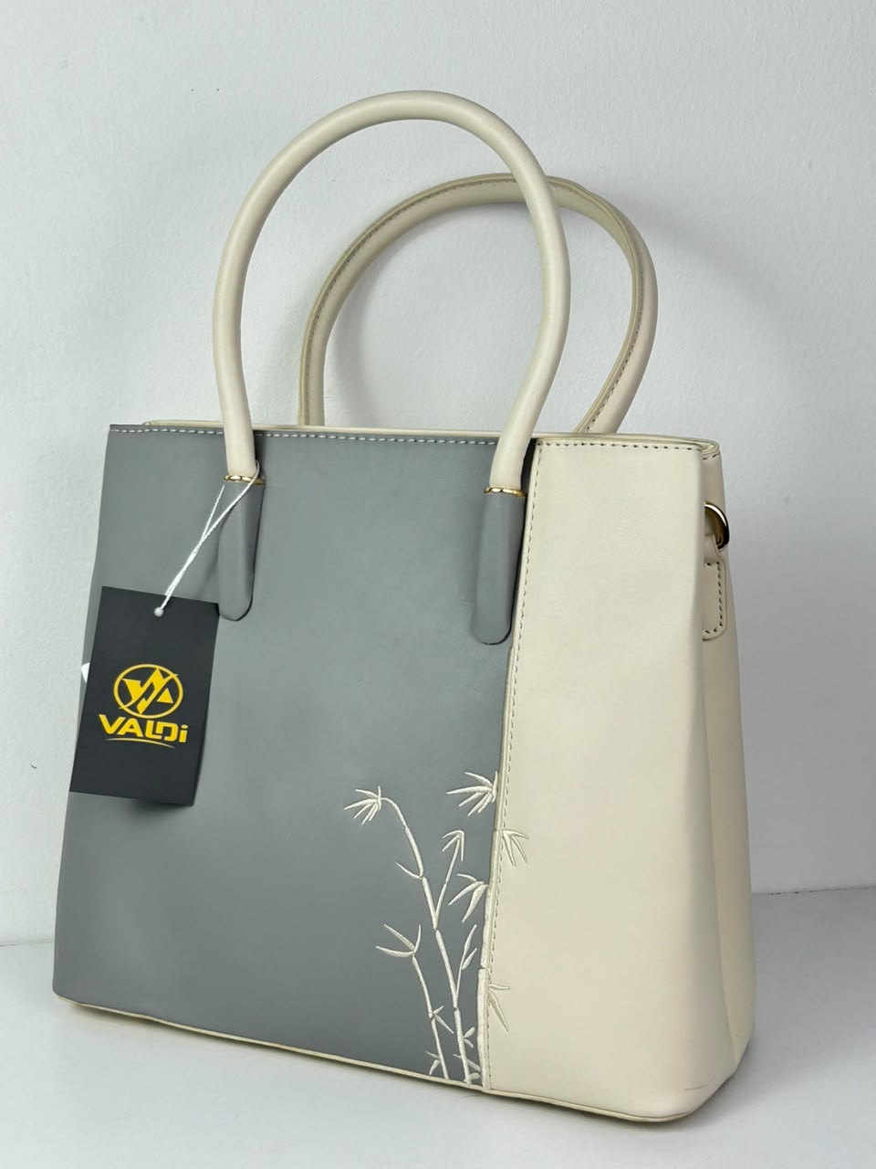 SAC26S211