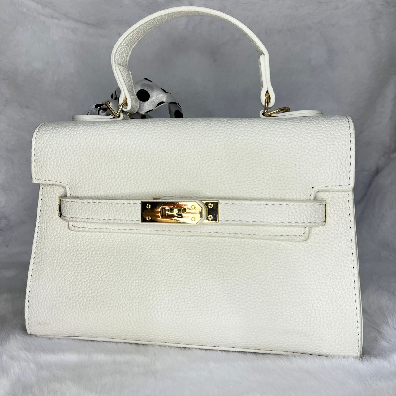 SAC26S198