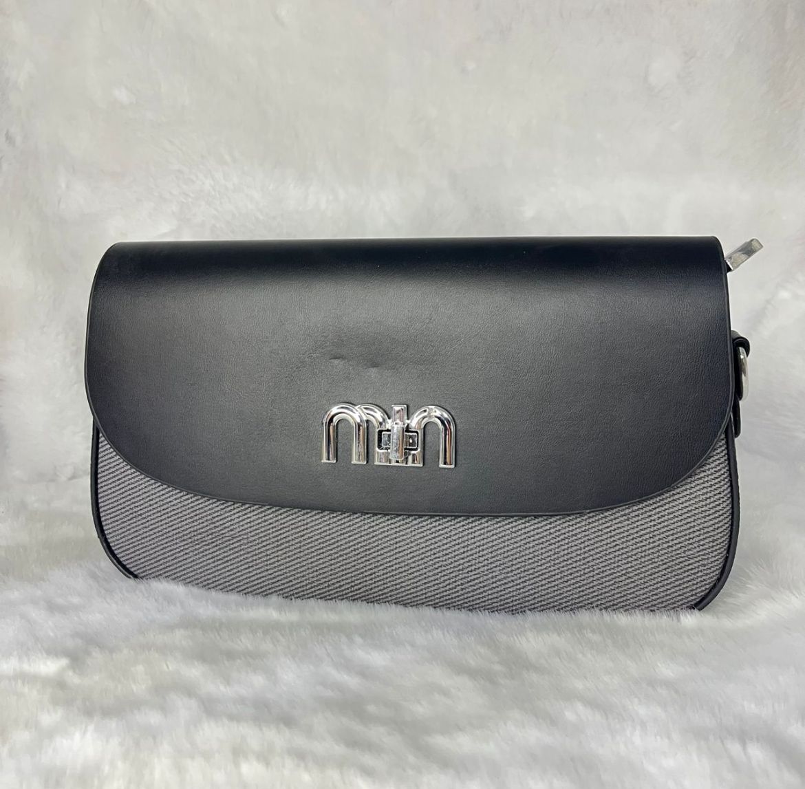 SAC2609006