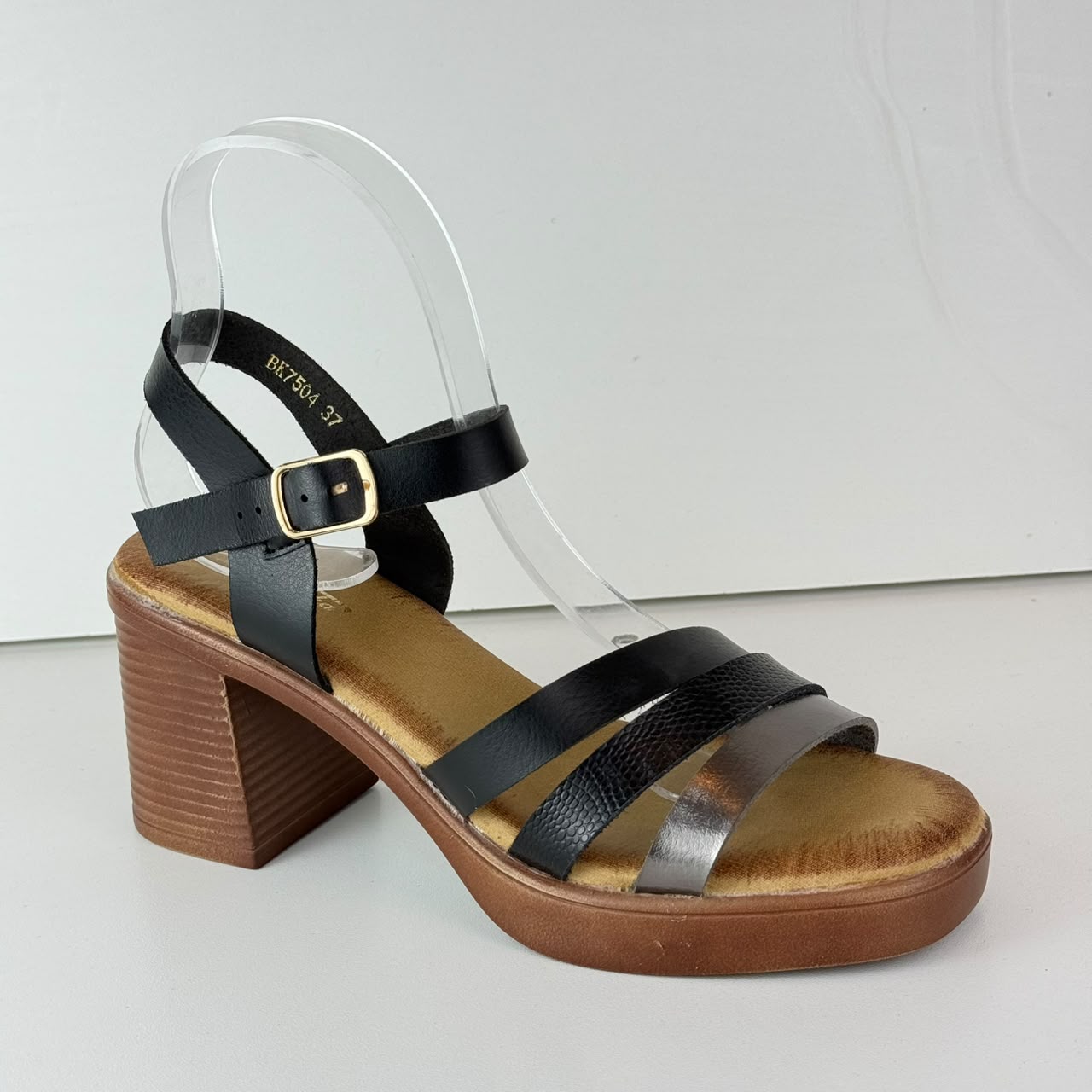 SN26BK7504
